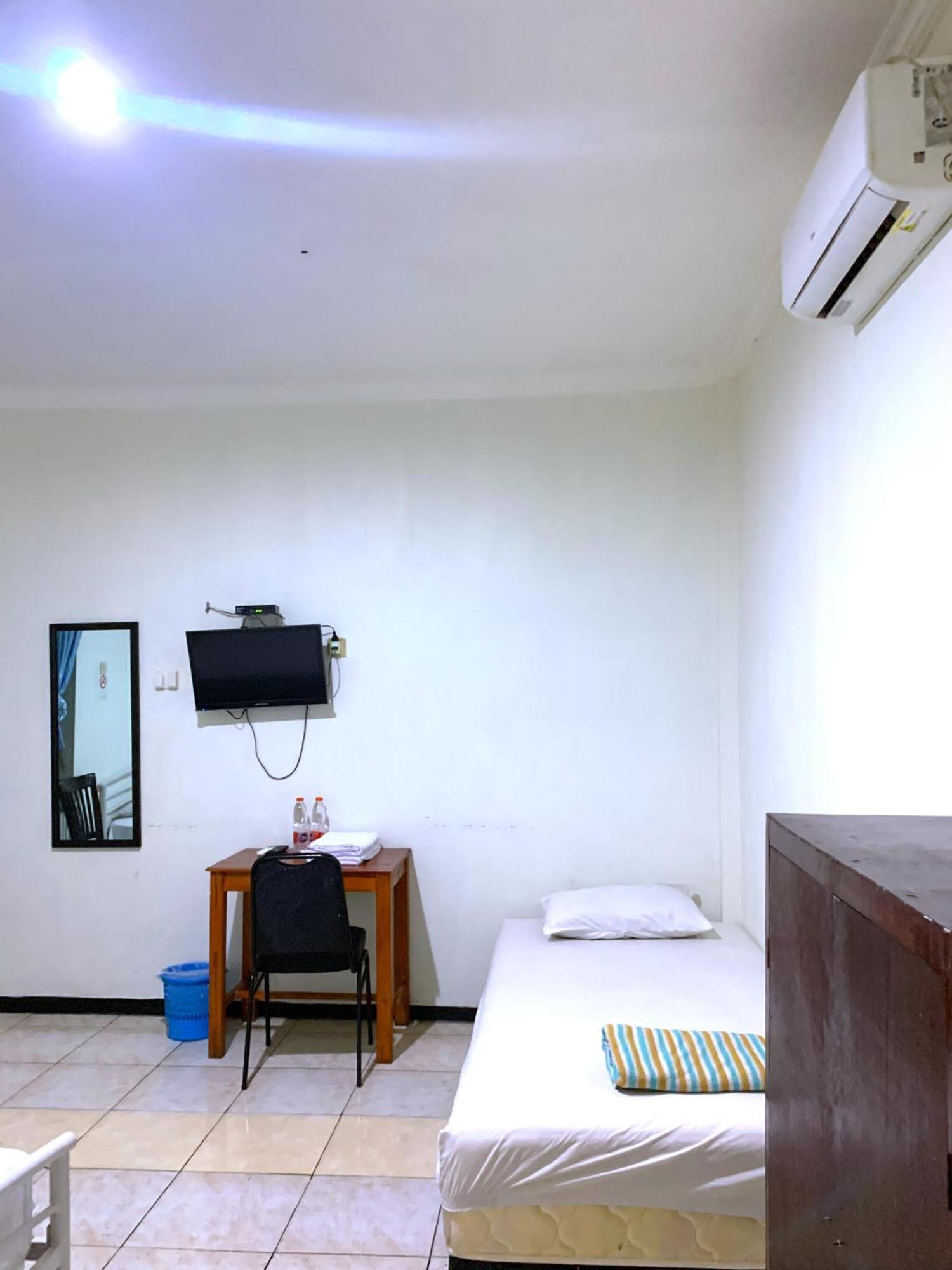 Sawojajar Inn Ngadipuro Bagian luar foto